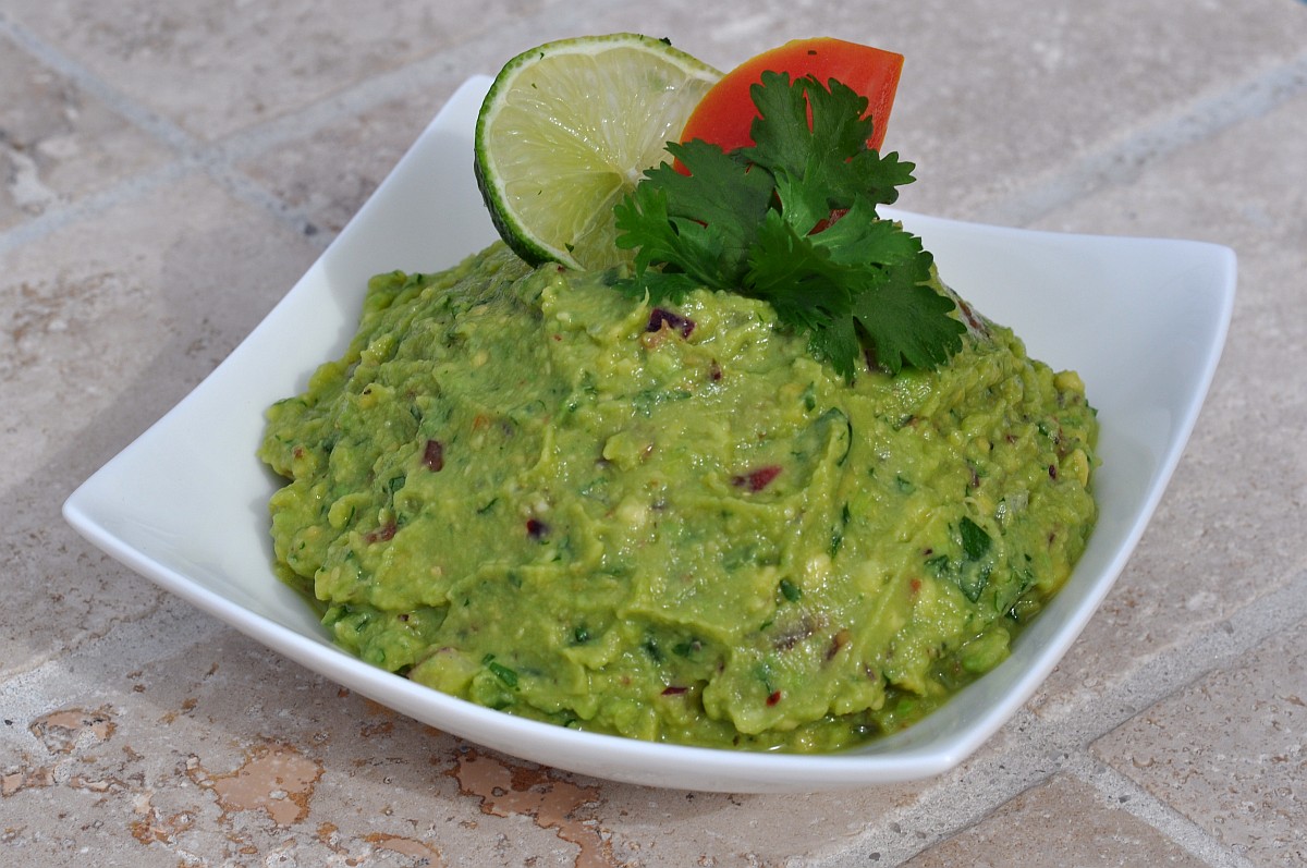 Guacamole Rezept Fur Den Mexikanischen Avocado Dip Bbqpit De