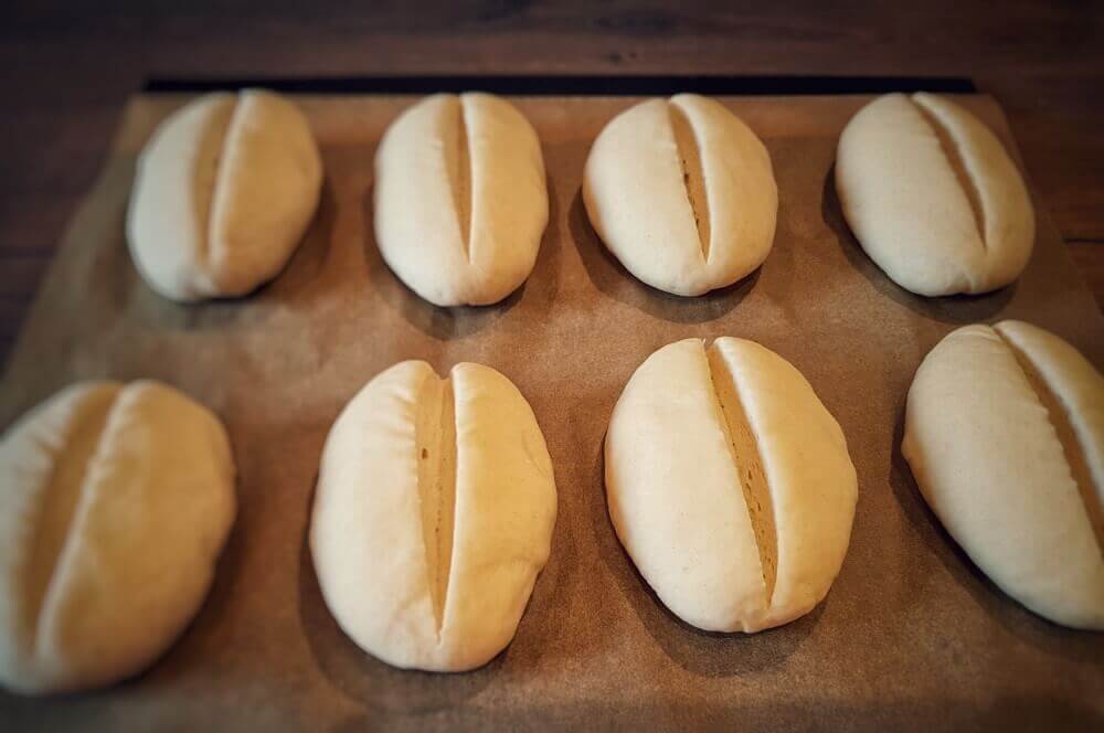 Brotchen Backen Rezept Fur Backerbrotchen Sonntagsbrotchen Brotchen Backen Rezept Fur Backerbrotchen Sonntagsbrotchen